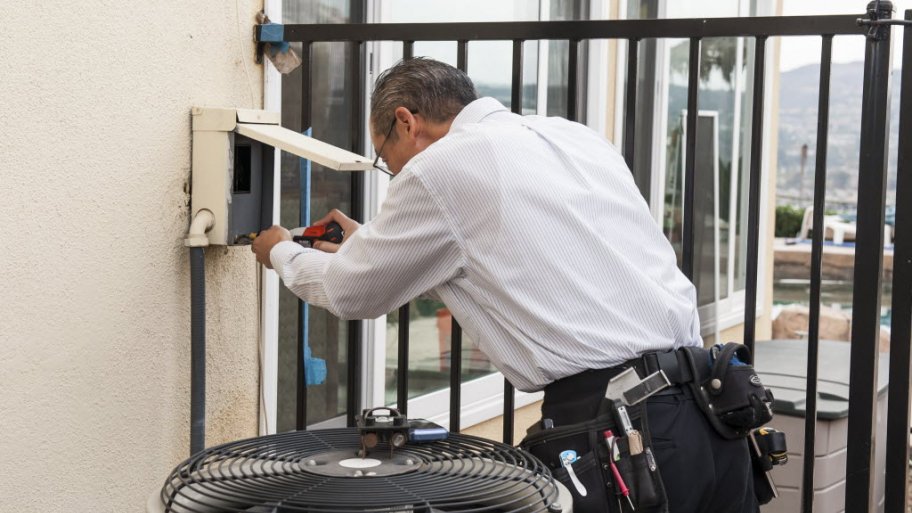 home inspector